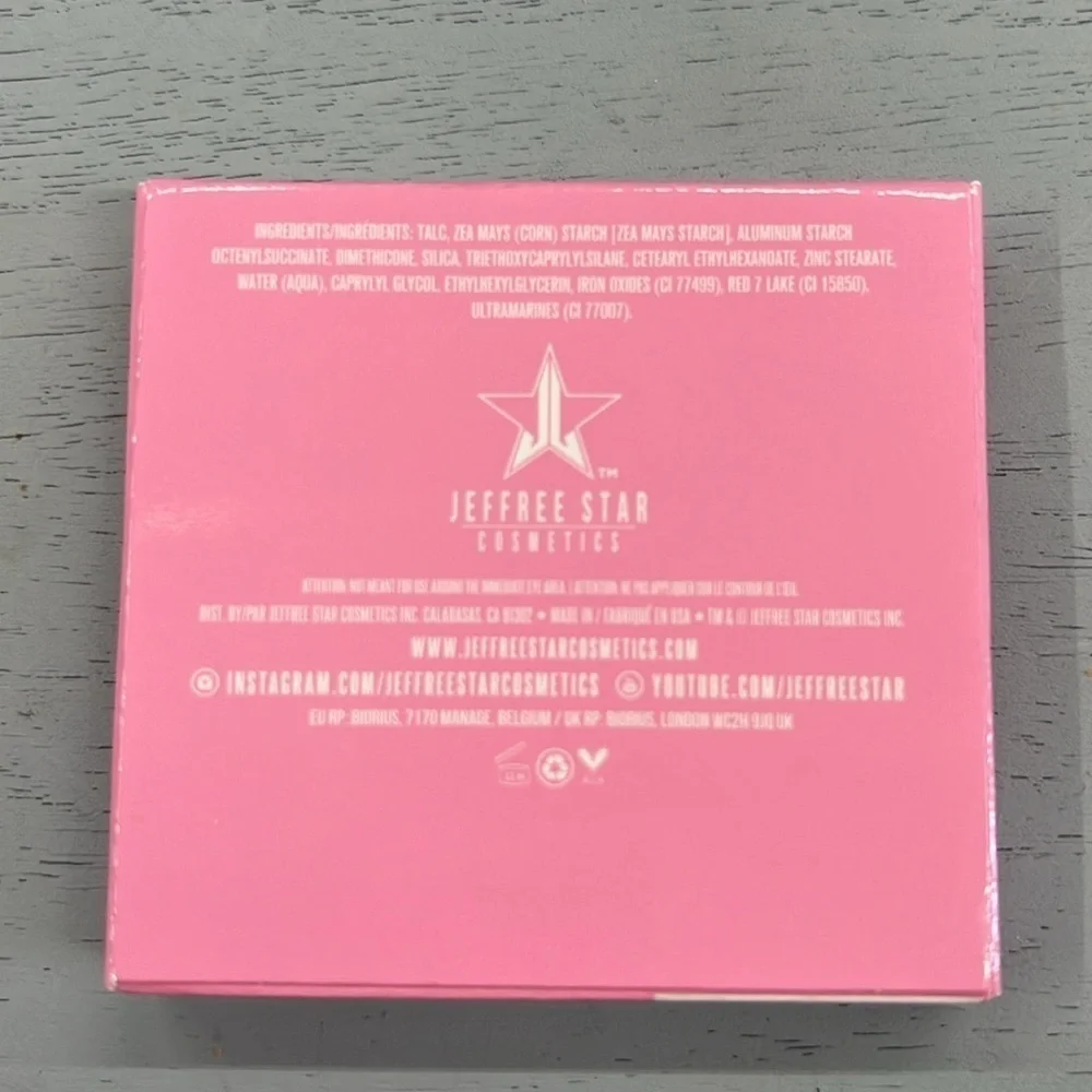 Jeffree Star Artistry Single Pressed Pigment Eyeshadow- Only Child